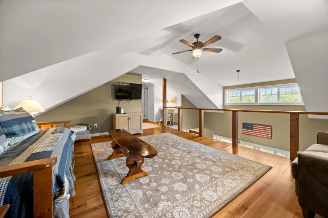 Short-term rental in Penn Yan, NY property photo 39