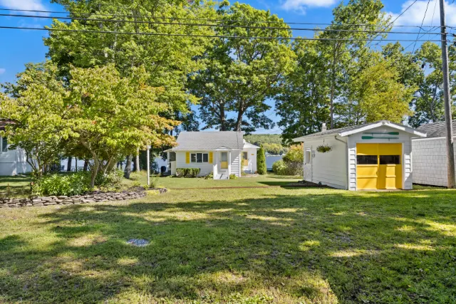Lake Cottage on Waneta Lake property photo 3