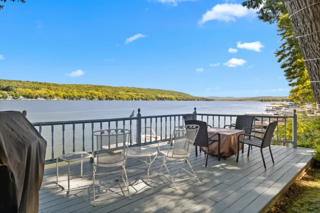 Lake Cottage on Waneta Lake property photo 8