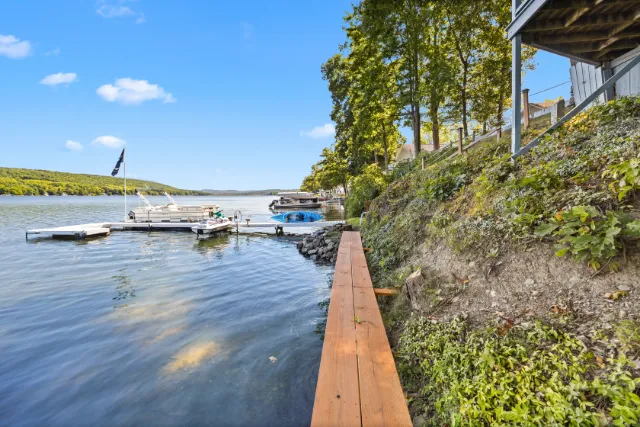 Lake Cottage on Waneta Lake property photo 16