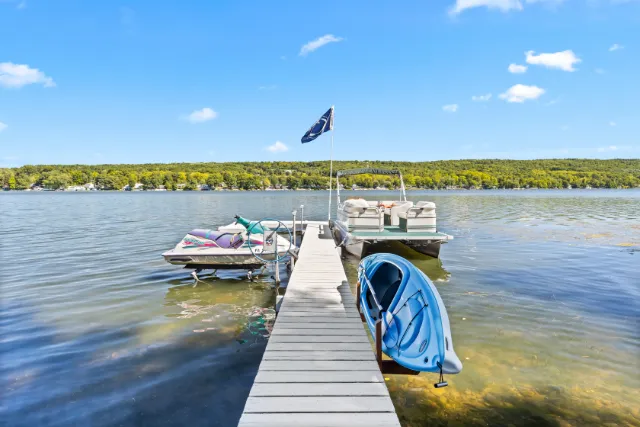 Lake Cottage on Waneta Lake property photo 17