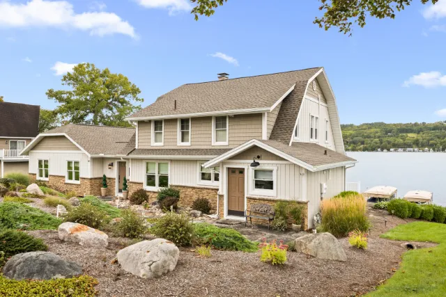 Lake Home in Penn Yan, NY property photo 2